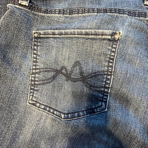 NY&C Women Jeans Mid Rise Curvy Boot cut (Sz12 W34 L31) - Picture 7 of 7